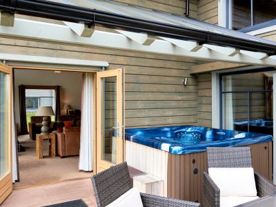 Hunter Lodges