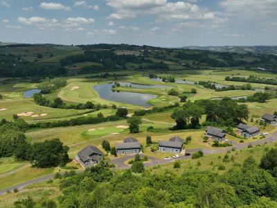 Hunter Lodges